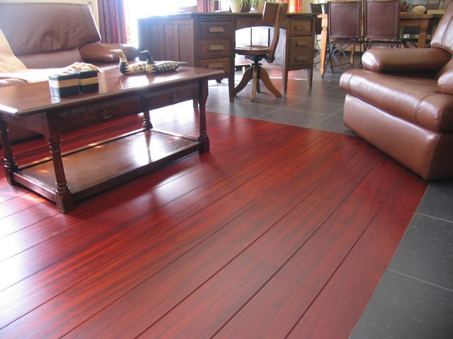 PARKET DELEENER specialist in Padouk parket Showroom Badkamer Spiegel ~ PARKET DELEENER specialist in Padouk parket